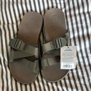 Chaco Men’s Chillo Slides - Gray Sandals - NWT Size 9 Fossil